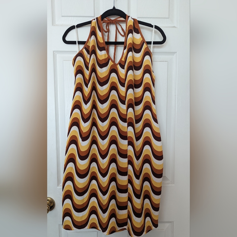 Wave Print Tied Backless Bodycon Dress